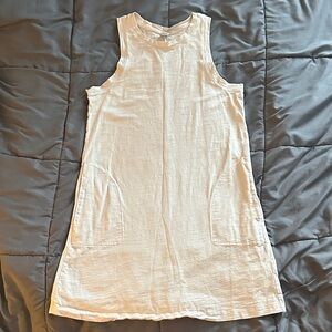Old Navy Cream Sleeveless Mini Dress